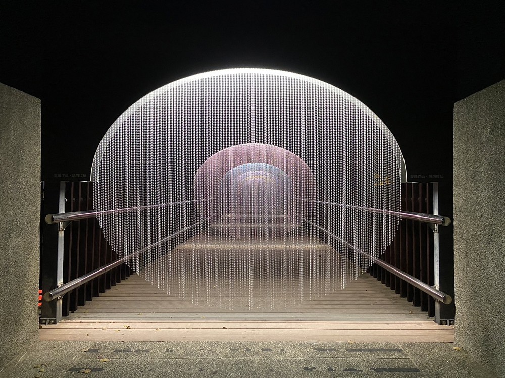 台南「2024月津港燈節」作品亮點!水上球型裝置、奇幻鑰匙孔等23組藝術光影創作