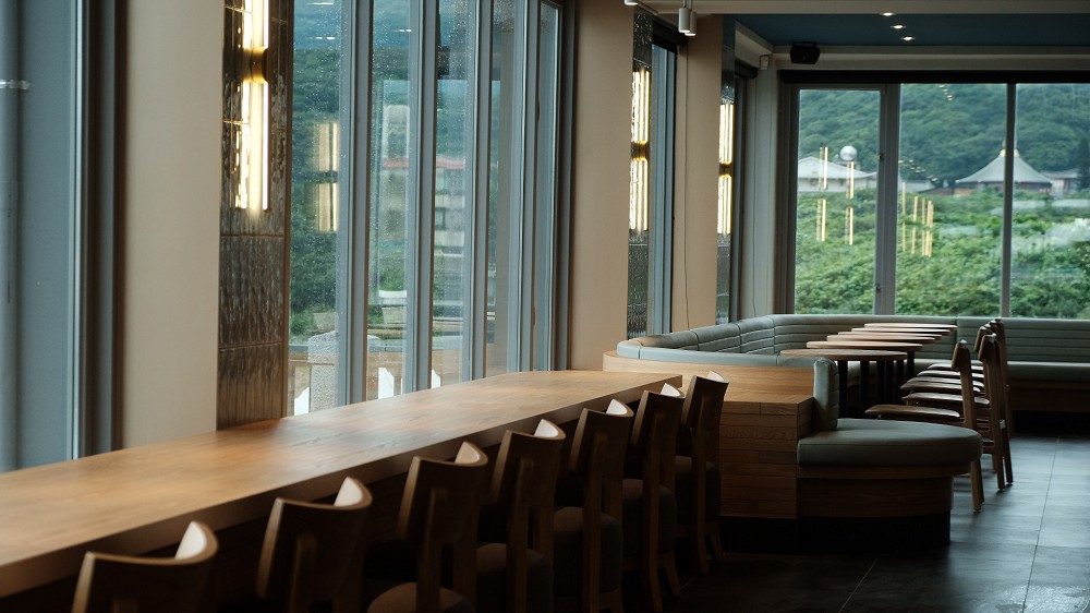 星巴克福隆觀海門市登場！全台首間臨沙灘星巴克伴美麗海景