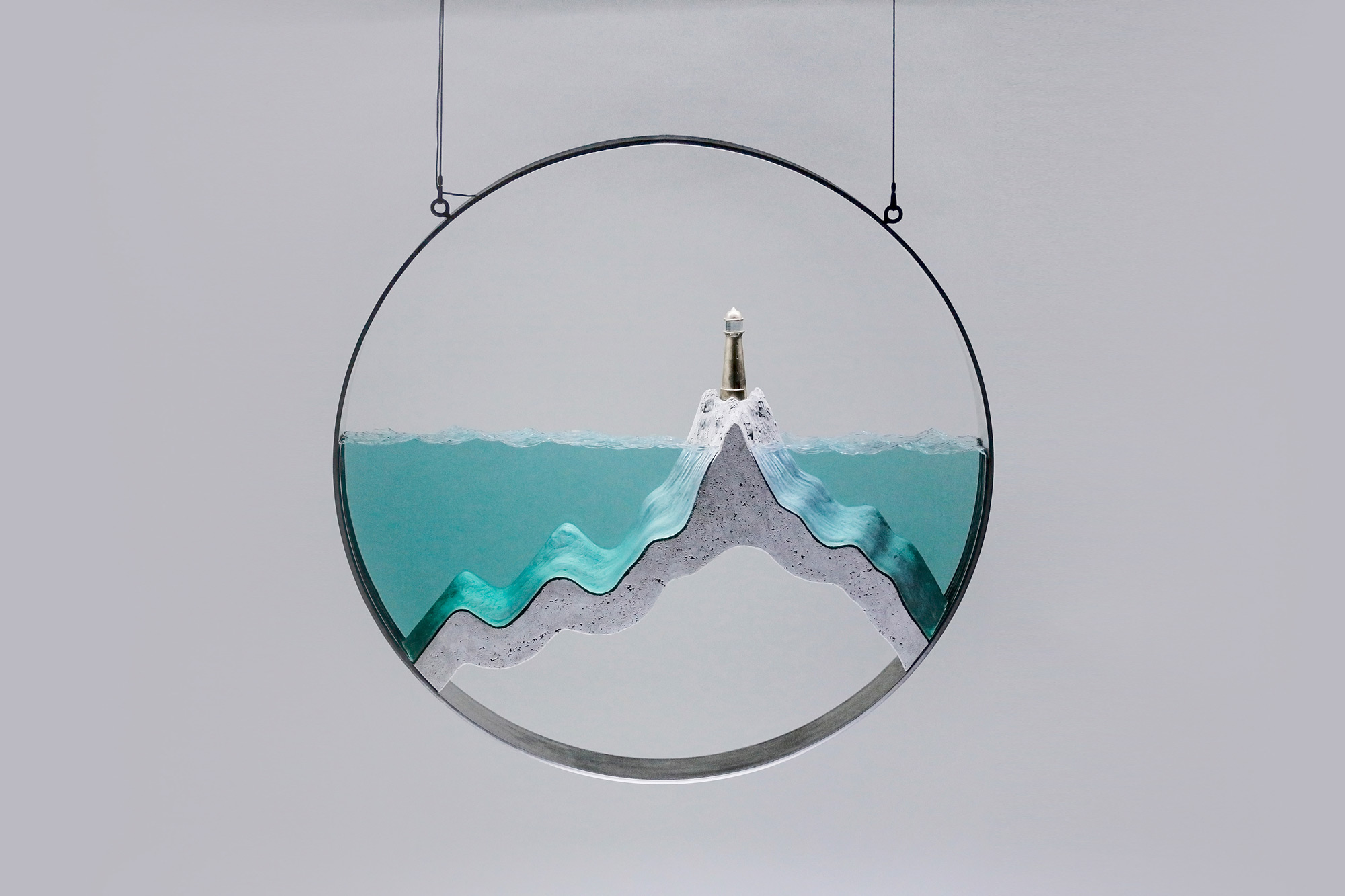 玻璃看起來再也不一樣，Ben Young 的手切玻璃新作Sentiments of the Sublime