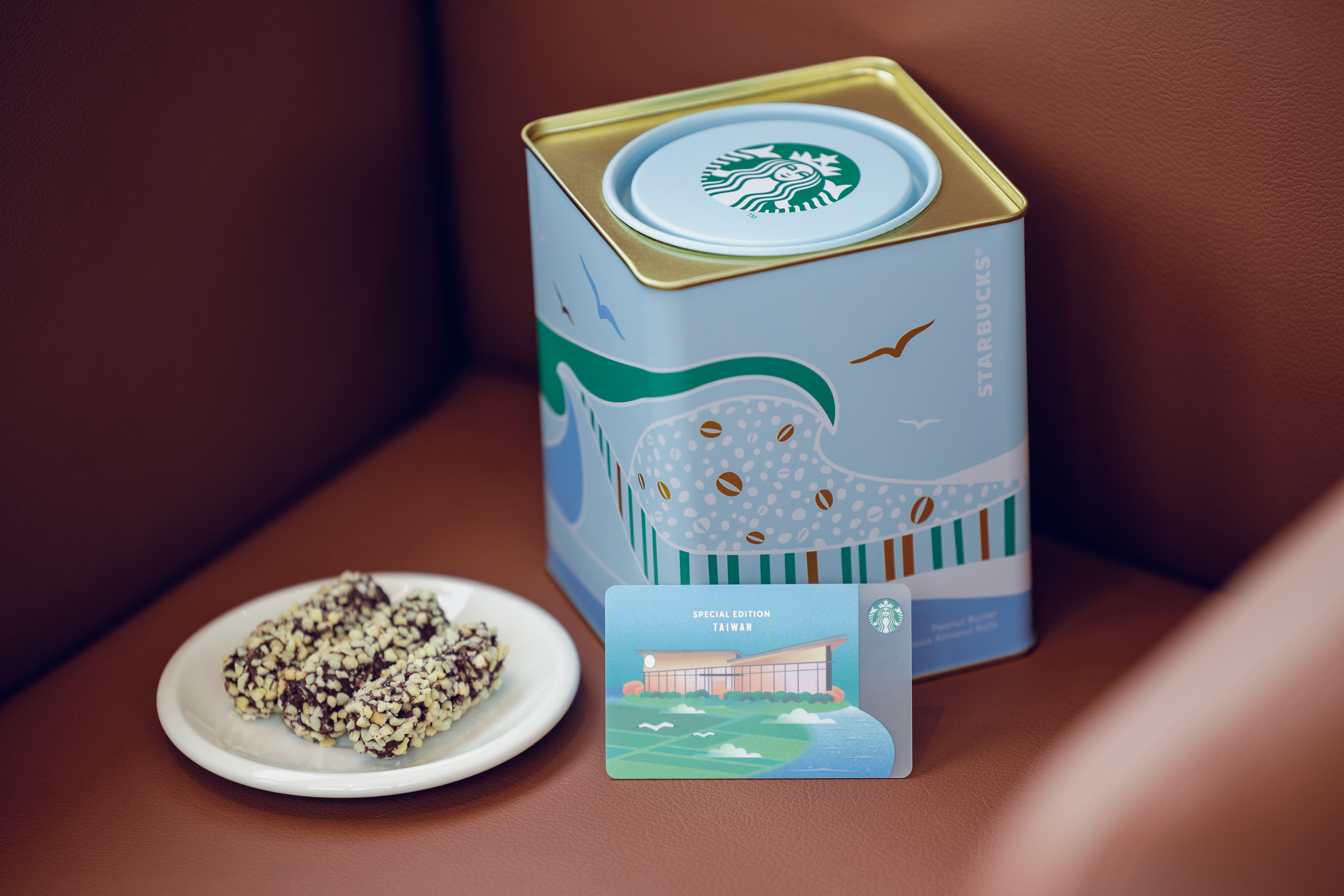 星巴克雲林麥寮門市開幕!弧形建築象徵群鳥展翅飛翔的咖啡廳空間