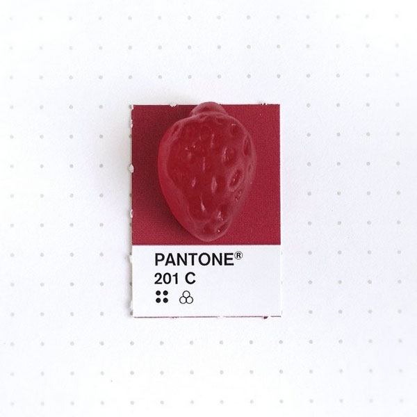 微小日常色票，與 Pantone 顏色匹配的小物件