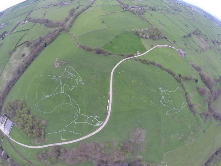 土地的美好運用，俯視大型草地創作