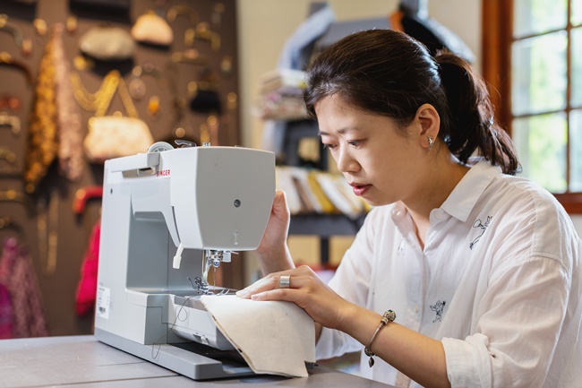 【華山說書人】大稻埕裡的布二代，翻轉口金包的老派印象