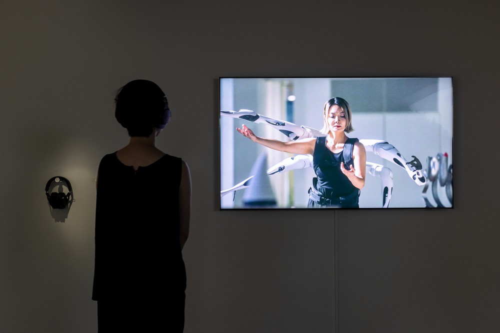 忠泰美術館《未來的生命，未來的你》亮點！15件作品聚焦AI數位、機器與賽博格3大主題