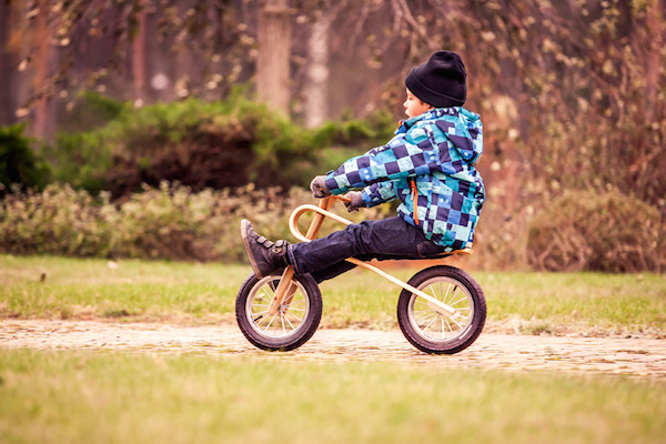 兒童用品界的潮流指標－木製滑步車ZUMZUM Bike