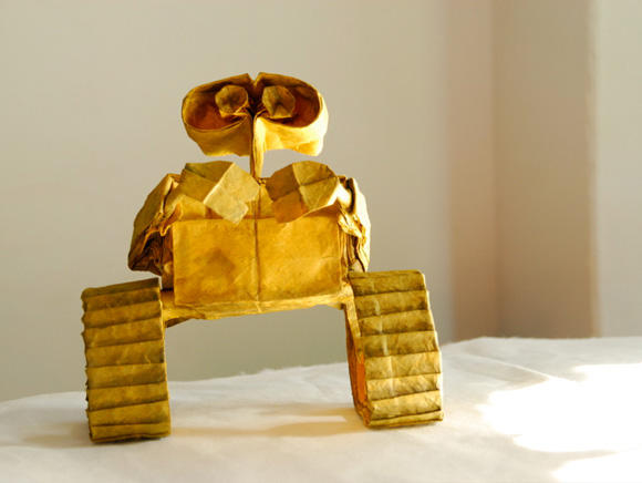 沒錯！這就是無堅不摧的鋼鐵人（大誤）