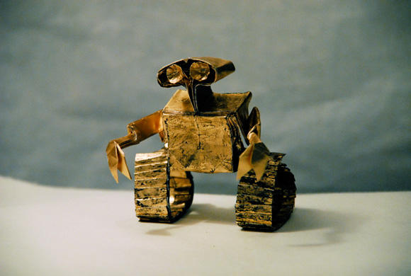 沒錯！這就是無堅不摧的鋼鐵人（大誤）