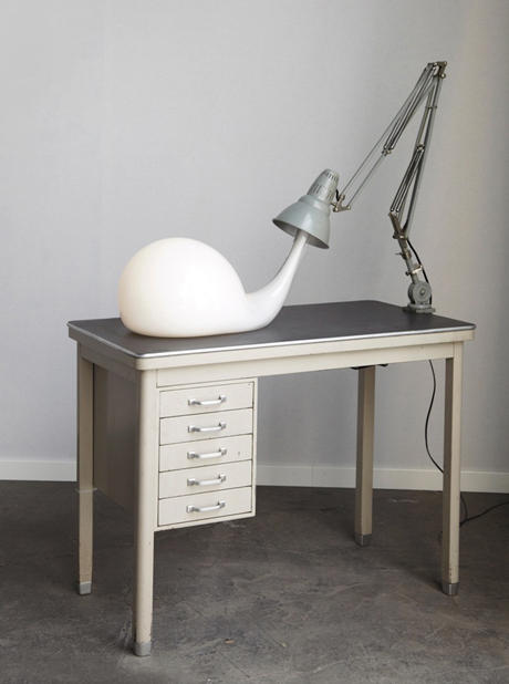 鼻涕？變形蟲？還是一塌塗地的「懶趴趴燈泡」