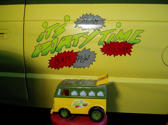 卡哇邦嘎！！忍者龜改裝車重現江湖