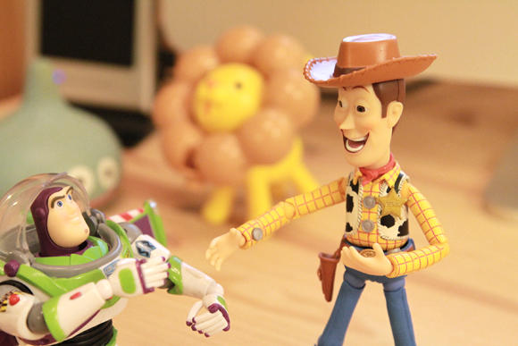 大人的玩具：玩具總動員特撮公仔動手玩！(巴斯光年篇)