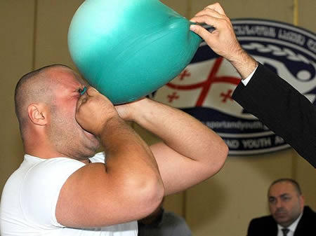 10個世界上最奇怪的比賽(上)