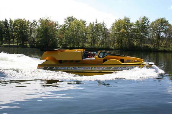 蝙蝠俠看了也心動的「HydroCar水陸兩用車」