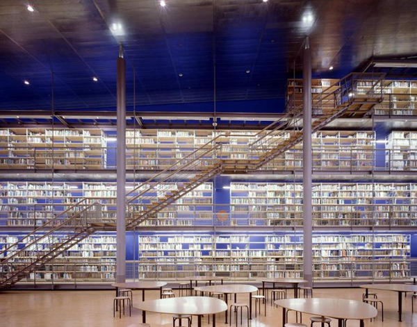 綠說從頭！綠屋頂建築的始祖「TU Delft Library」