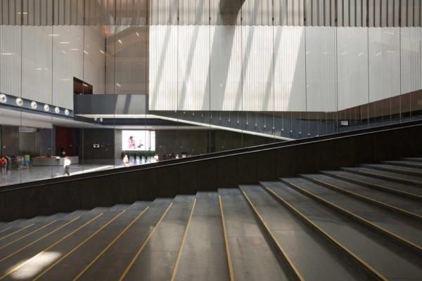 廣東不是只有廣東目藥粉，還有座收藏國家寶藏的廣東博物館