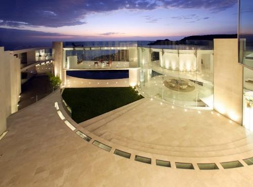 當不成鋼鐵人,那我把他家買下來總可以了吧(煙)