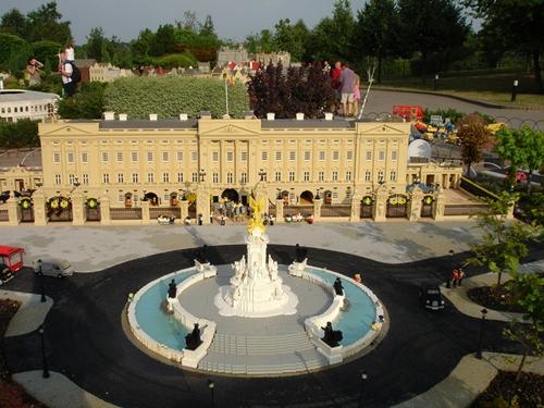 10件令人讚嘆的樂高雕塑作品