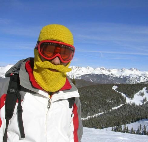 連「鬍鬚張」也佩服的騎士毛帽(握拳)