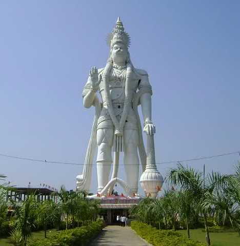 有大神快拜!15座來自15個國家的聳天雕像(下)