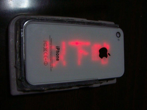 為大家介紹GAMEBOY最新一代產品－Gameroidphone（大誤）