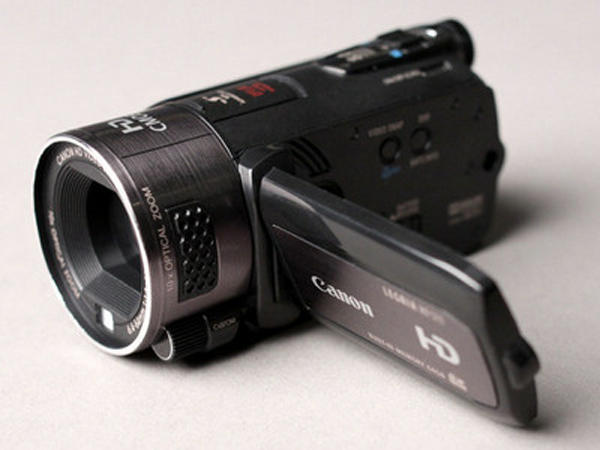 請問我可以單買贈品不買相機嗎？（被毆飛）