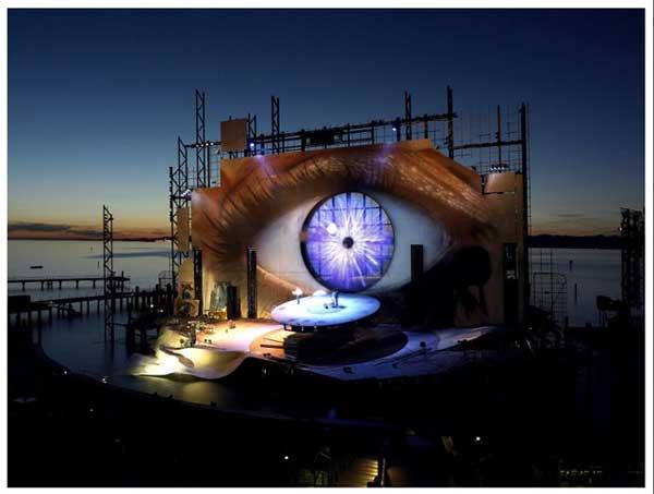 嘆為觀止的湖上歌劇院Bregenz Festival