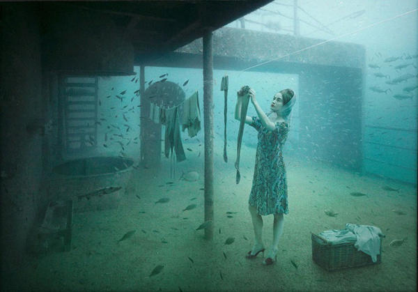 超詭異！感覺有點毛毛的沉船人生攝影集