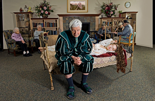 迪士尼公主私底下讓人無限猜測的真實人生