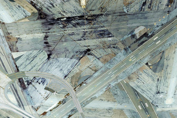 比全面啟動還要錯綜複雜的3D機場迷宮