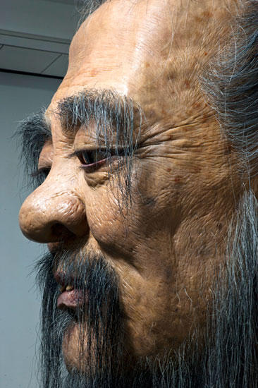 不只地位，體積也巨大無比的至聖先師孔子