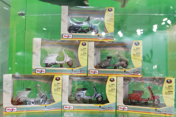 不漂亮毋寧死,Vespa變身繽紛旋轉木馬