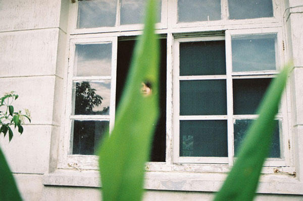 簡單又有梗的錯位攝影集