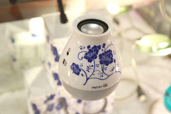 100年資訊月：送你到千里之外的青花瓷....喇叭