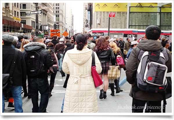 千人脫褲搭地鐵！No Pants Subway Ride 2012