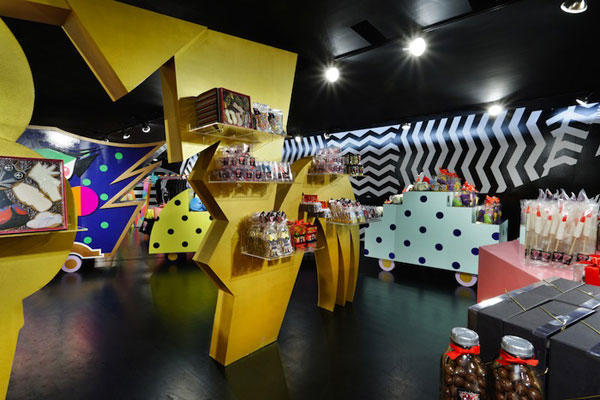 搞怪有理！Lady Gaga精品店紐約正式開幕