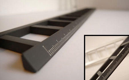 九把刀很犀利，這九把尺也很有創意～