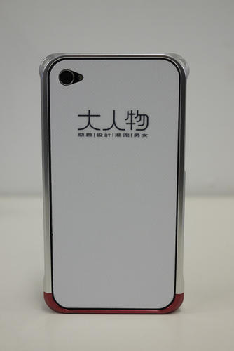 [生活玩物]不怕撞殼的iUnique iPhone4保護殼