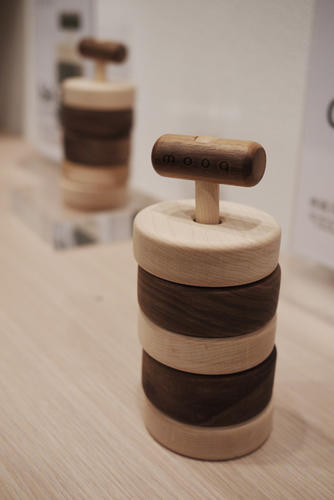 [2011台灣設計師週]Mooq與木匠兄妹的手工打造原木堅持