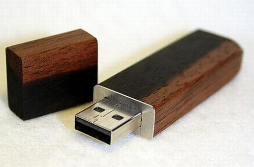 自然的純淨風味～10款木製USB隨身碟