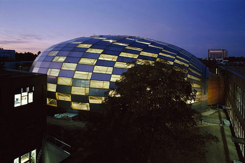 世界上最美的25間大學圖書館