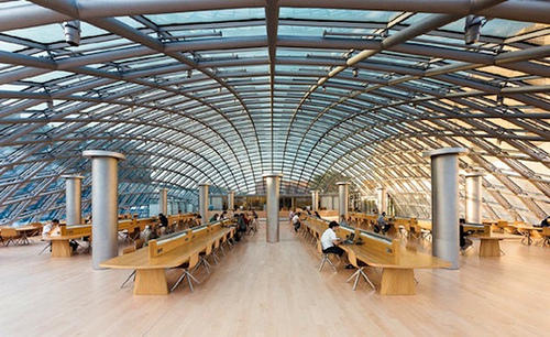 世界上最美的25間大學圖書館