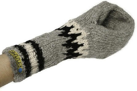 再冷還是要乾一杯的啤酒毛線手套！