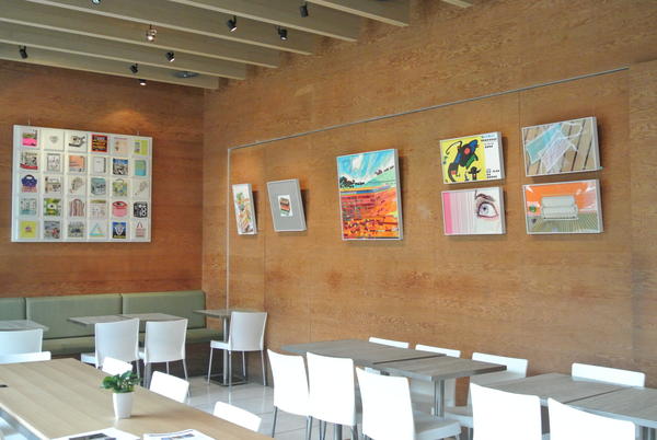 把店裡的點心變成拼貼作品,吳芊頤的《5100微型百貨》