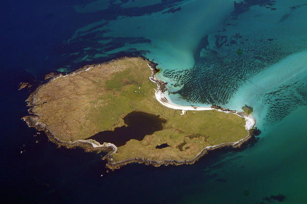 想去？沒這麼容易──七座世上最偏遠的島嶼