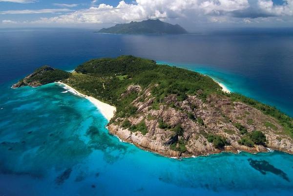 想去？沒這麼容易──七座世上最偏遠的島嶼