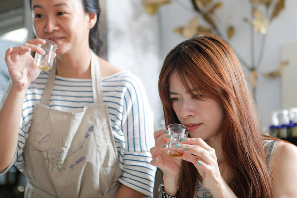 【玩體驗】冬季芬芳，調製屬於你的暖流精油