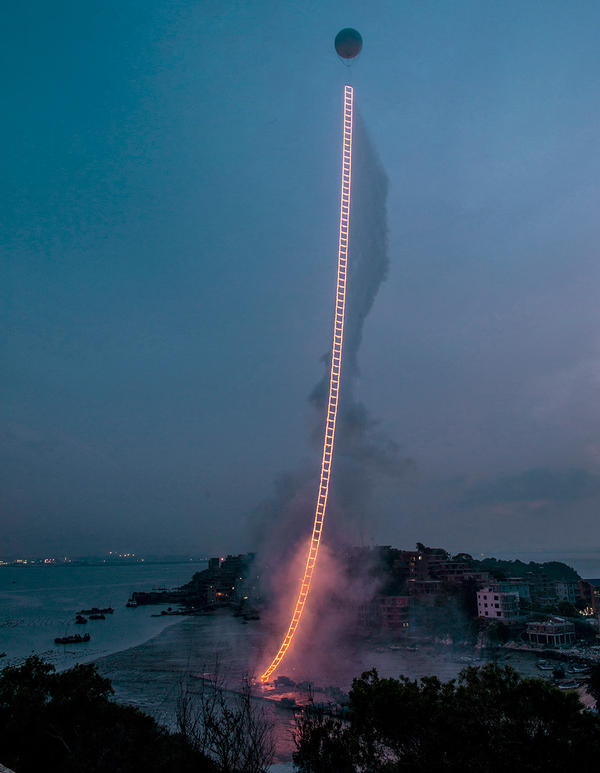 20年磨一劍，爆破藝術家蔡國強的火之天梯