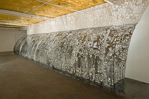 粗獷工業風也能很古典美，鏽蝕金屬雕花作品