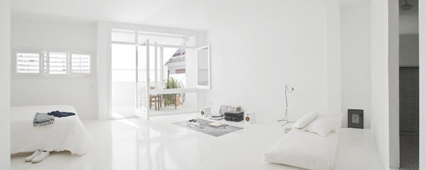 西班牙 12 坪無敵純白公寓