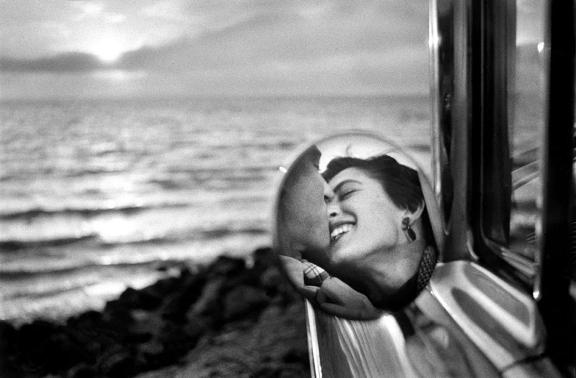 攝影大師教我們的事：Elliott Erwitt