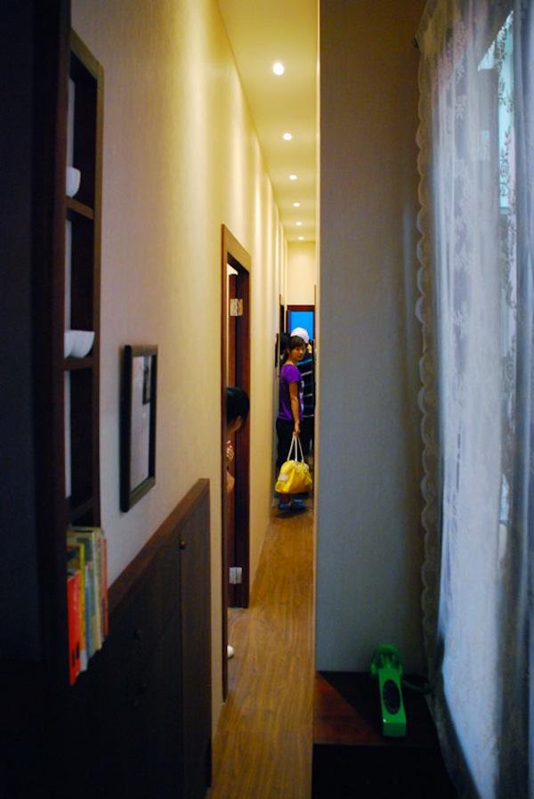 忘記按 Shift 鍵了?!窄到靠北邊走的房屋